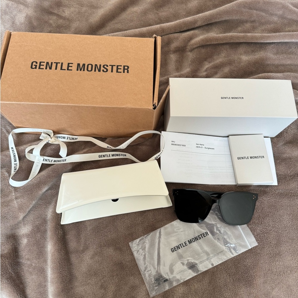 COPY - Gentle Monster HER 01